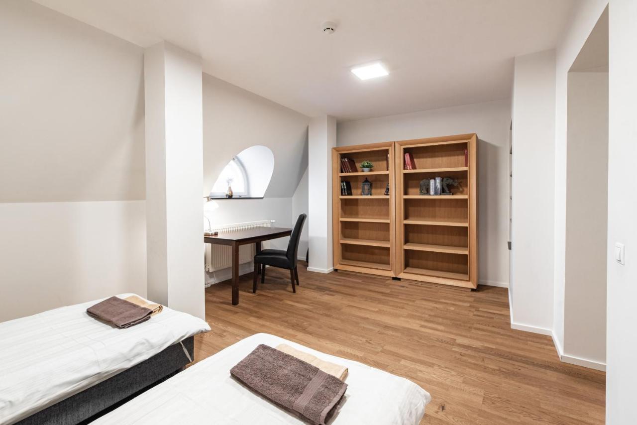 Airhome - Raekoja Plats Tallinn Buitenkant foto