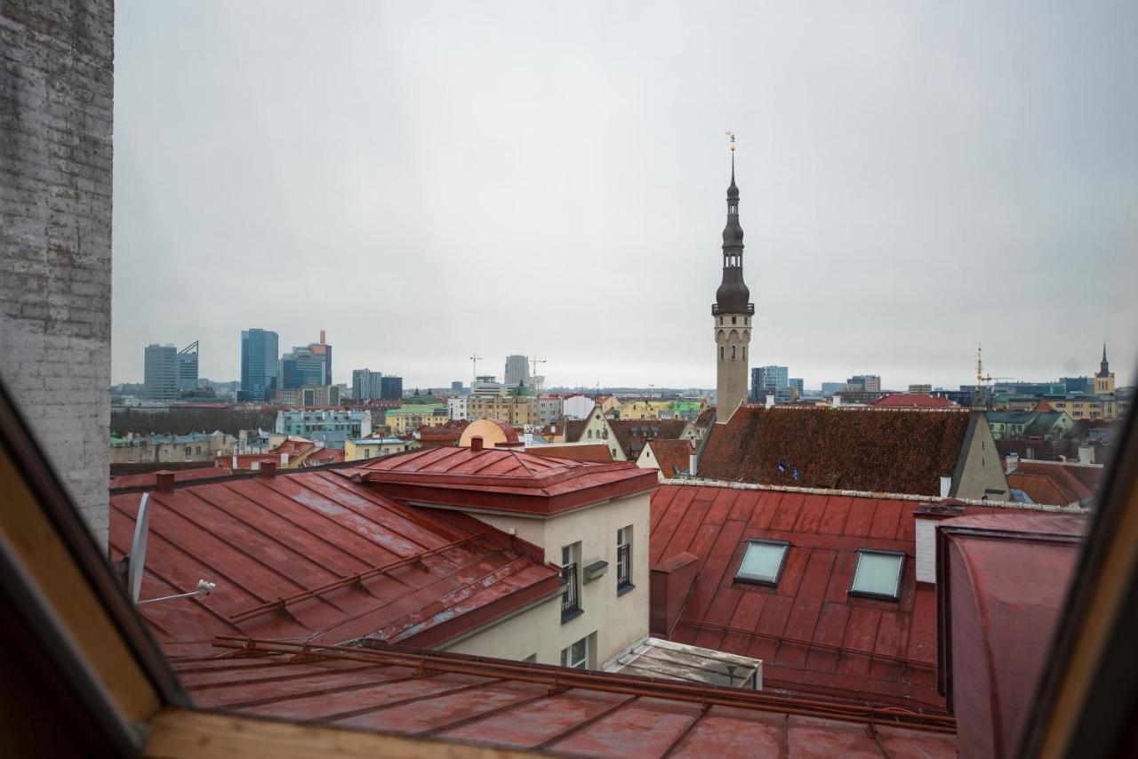 Airhome - Raekoja Plats Tallinn Buitenkant foto