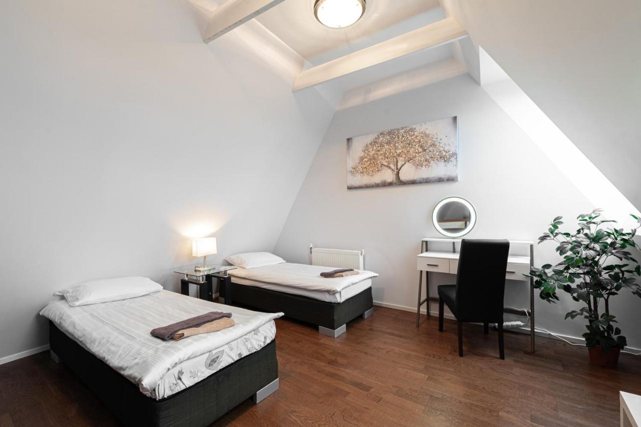 Airhome - Raekoja Plats Tallinn Buitenkant foto