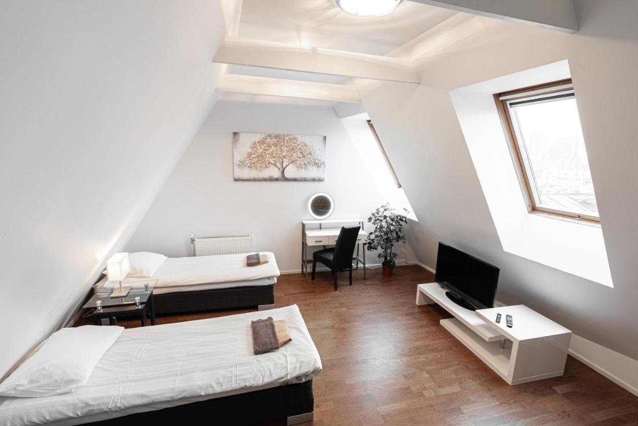 Airhome - Raekoja Plats Tallinn Buitenkant foto