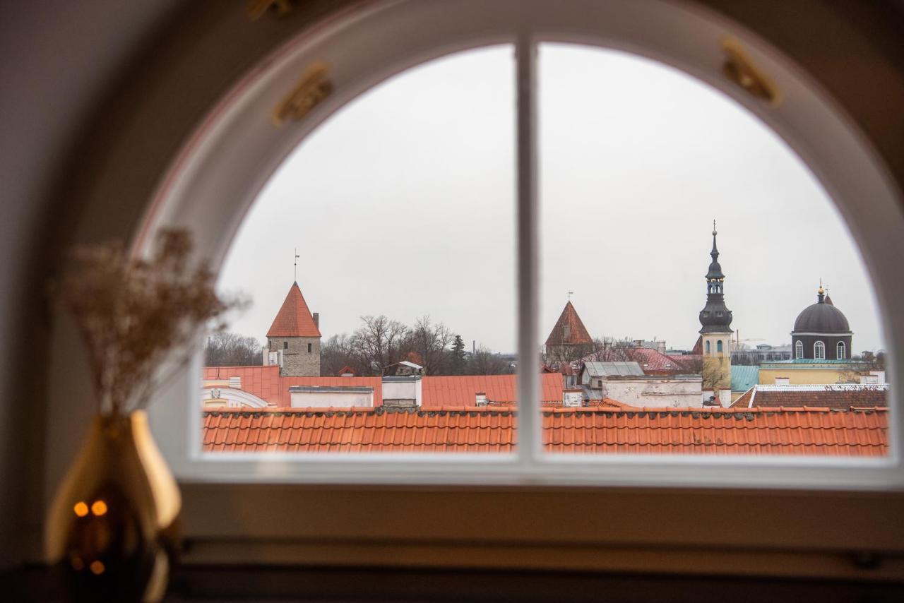 Airhome - Raekoja Plats Tallinn Buitenkant foto