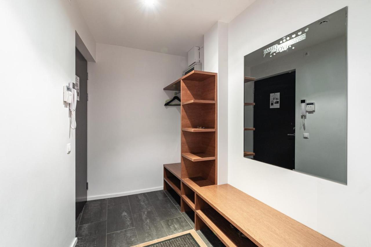 Airhome - Raekoja Plats Tallinn Buitenkant foto